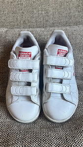 Müüa laste Adidas tossud (2 foto / 8)