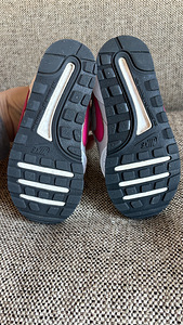Müüa laste Nike tossud. (5 foto / 8)
