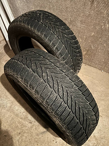 Goodyear UltraGrip Ice 2 (205/60 R16) (1 фото из 3)