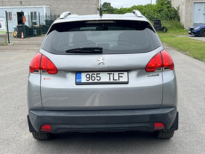 PEUGEOT 2008 (8 фото из 11)