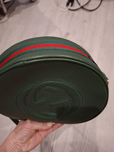 GUCCI новая (1 фото из 6)