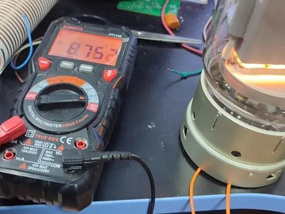 Töökorras GU-81M generaatorlamp!