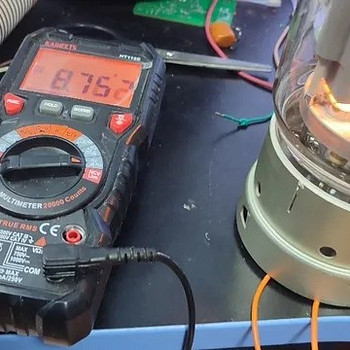 Töökorras GU-81M generaatorlamp!
