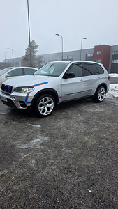 BMW E70 4.0d (1 foto / 15)