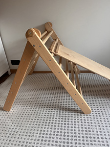 Треугольник для лазания для детей 1-4 лет (2 фото из 3)