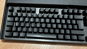 Logitech G512 CARBON (3 фото из 5)