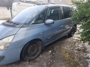 Renault Espace по запчастям (4 фото из 7)