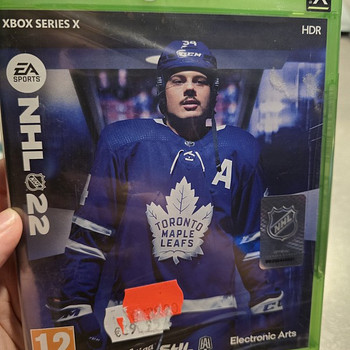 NHL 22 (Xbox One / Xbox Series X)
