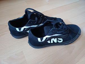 Детская обувь VANS (1 фото из 4)