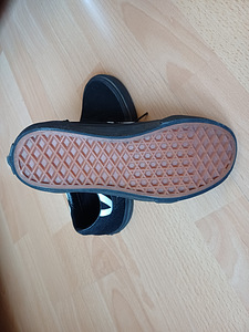 Детская обувь VANS (2 фото из 4)