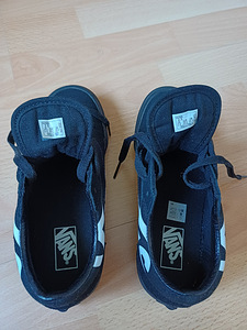 Детская обувь VANS (4 фото из 4)