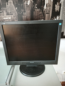 Монитор Philips 19" – рабочий (1 фото из 3)