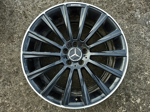 R20 AMG erilaiused 8.5/9.5 E S V Class Vito viano 5x112 (1 фото из 3)