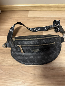 Guess (1 foto / 3)