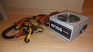 Chieftec Solid 700W 85% Efficiency (9 foto / 9)