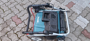 Makita UV3600 (1 foto / 4)