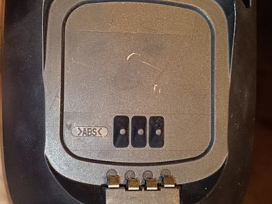 Bosch 14.4v ja 21,5v aku laadija