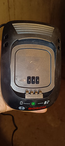 Bosch 14.4v ja 21,5v aku laadija (1 foto / 4)