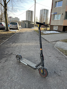 Продам самокат (1 фото из 7)