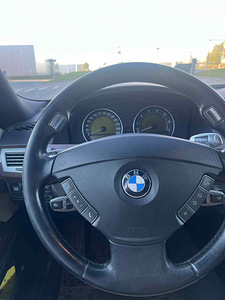 BMW 740i (7 фото из 15)