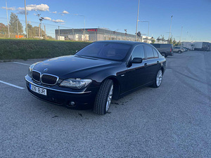 BMW 740i (15 фото из 15)