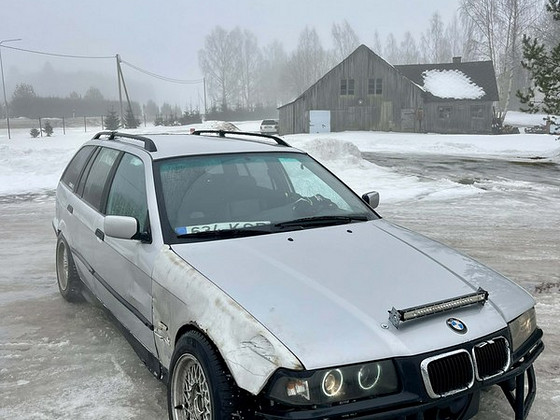 Talvedrifti BMW E36 2.0 110kW Touring