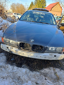 BMW 523I (1 фото из 10)