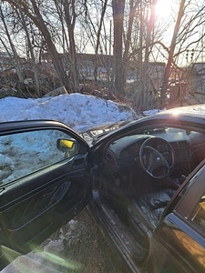 BMW 523I (8 фото из 10)