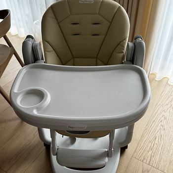 Peg Perego Tatamia — детский стульчик 3-в-1