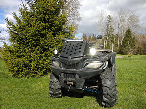 Suzuki Kingquad 700 (2 фото из 4)