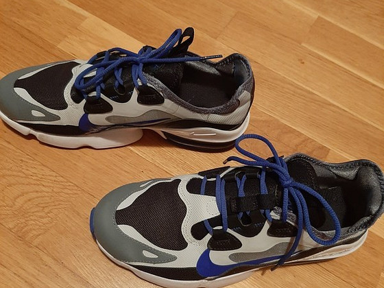 Кроссовки Air Max Nike, размер 40 (25 см).