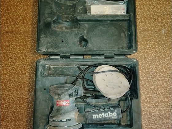 Шлифовальная машина Metabo