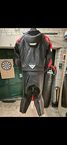 Mootorratta varustus dainese (3 foto / 5)