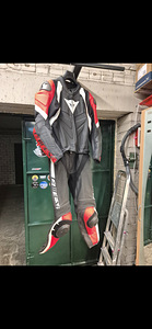 Mootorratta varustus dainese (4 foto / 5)