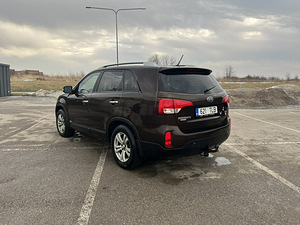 Kia sorento Müügiks (4 foto / 12)