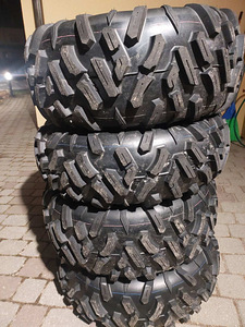ATV Шины с дисками (2 фото из 4)