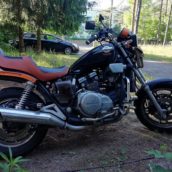 Müüa Honda Magna 1100