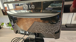 Монитор LG Flatron W2252S-PF (3 фото из 4)