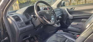 Honda CR-V (6 фото из 8)