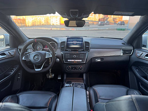 MERCEDES-BENZ GLE 350 D 4MATIC (7 foto / 8)
