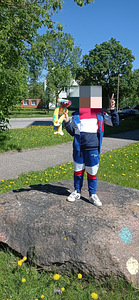 Детская одежда и обувь (7 фото из 10)