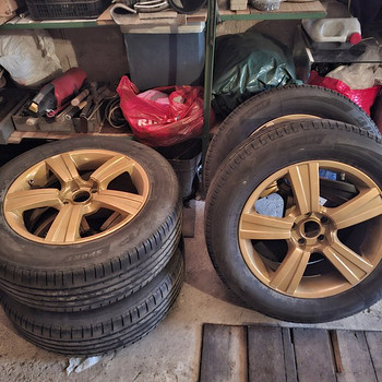 Valuveljed Crysler 300c 235/60/18