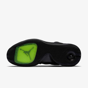 Баскетбольные кроссовки Jordan Jumpman (3 фото из 4)