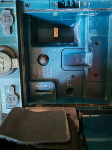 Bosch raadio/usb/sd (4 foto / 4)