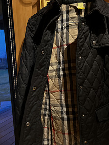 Пальто Burberry (2 фото из 2)