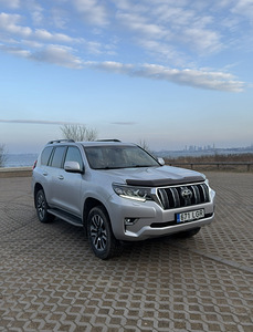 Toyota Land Cruiser 2.8 150 кВт • 2022 (2 фото из 10)