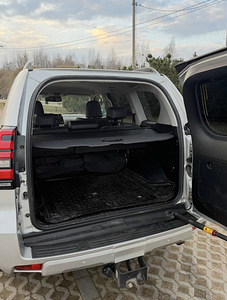 Toyota Land Cruiser 2.8 150 кВт • 2022 (9 фото из 10)