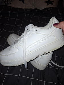 Кроссовки puma (1 фото из 3)