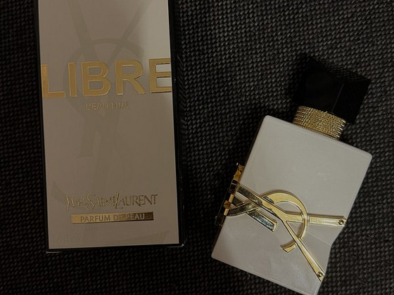 Yves Saint Laurent parfüüm