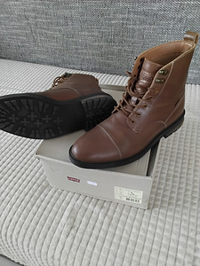Levis nahksaapad 44 (1 foto / 3)
